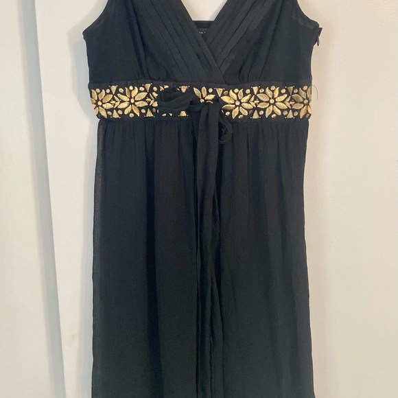Banana Republic Black & Gold Embossed Waist Dress - Picture 2 of 6